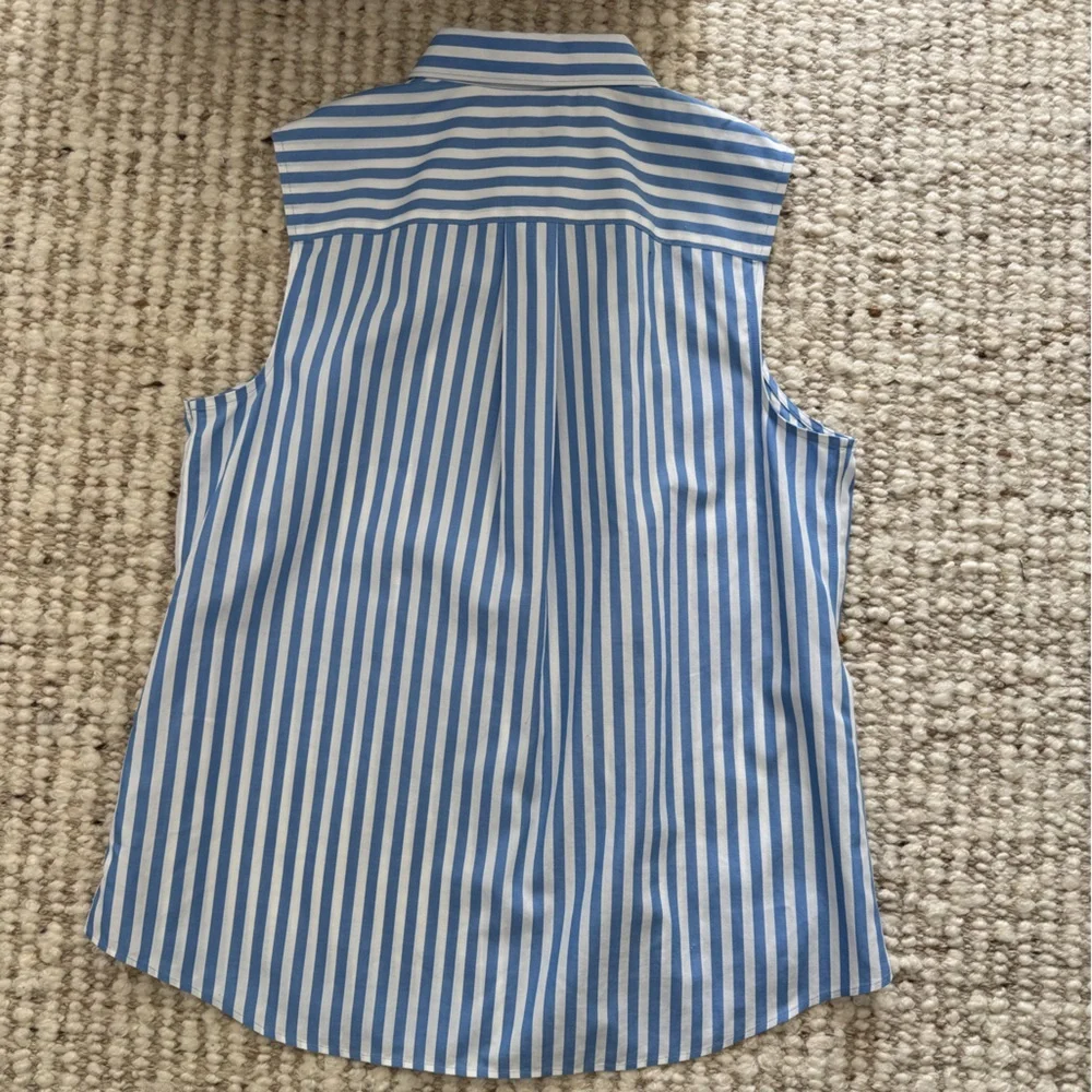 Lands’ End Top - Picture 4 of 4